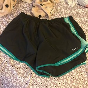 nike tempo shorts